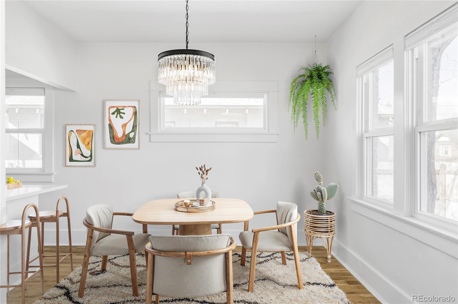 2289 N Glencoe Street