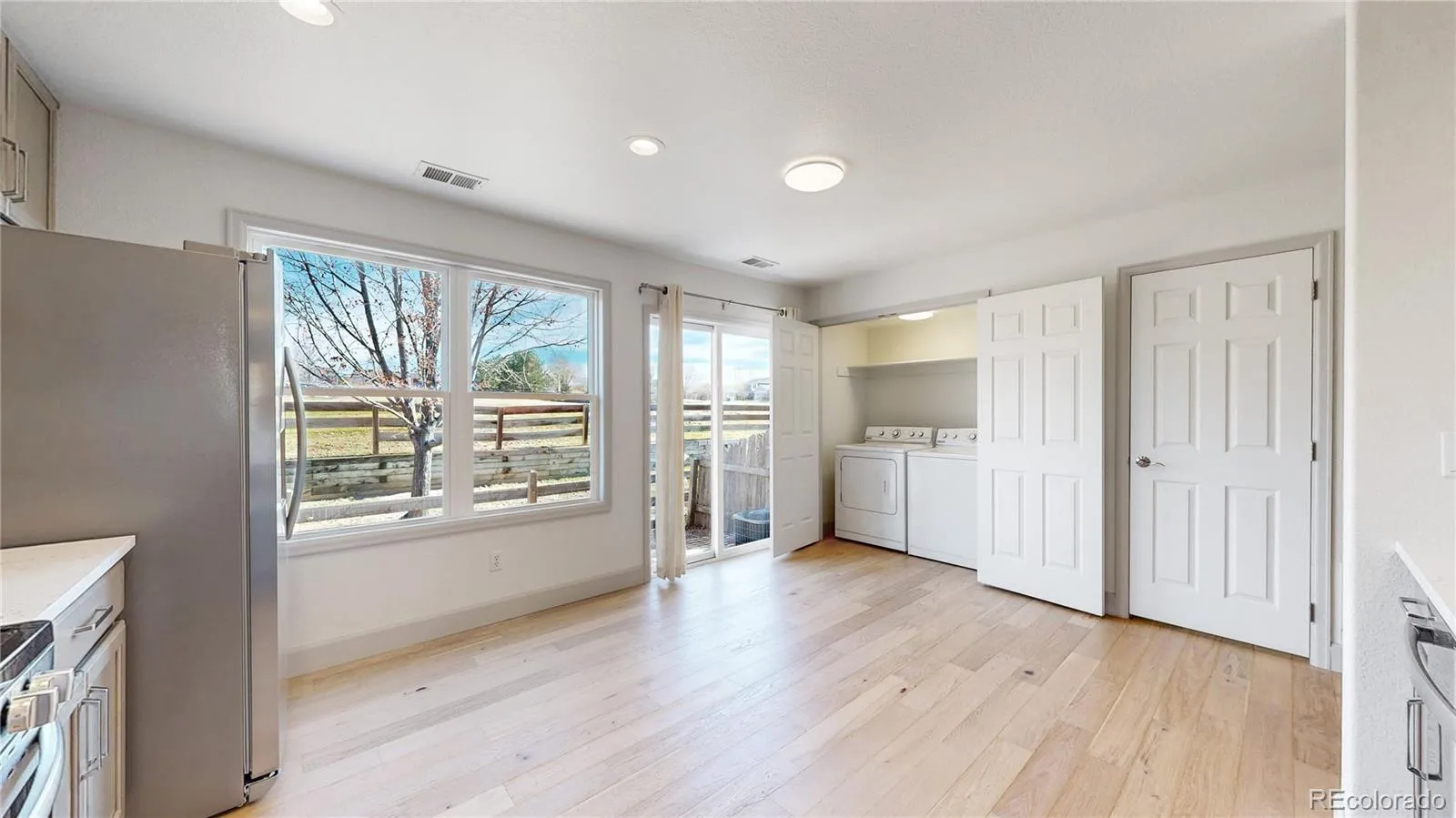 Erie, Colorado 80516, United States, 3 Bedrooms Bedrooms, ,2 BathroomsBathrooms,Residential,Coming Soon,240069