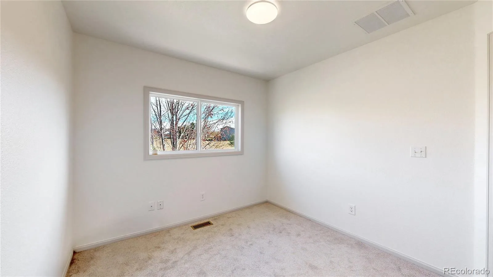 Erie, Colorado 80516, United States, 3 Bedrooms Bedrooms, ,2 BathroomsBathrooms,Residential,Coming Soon,240069