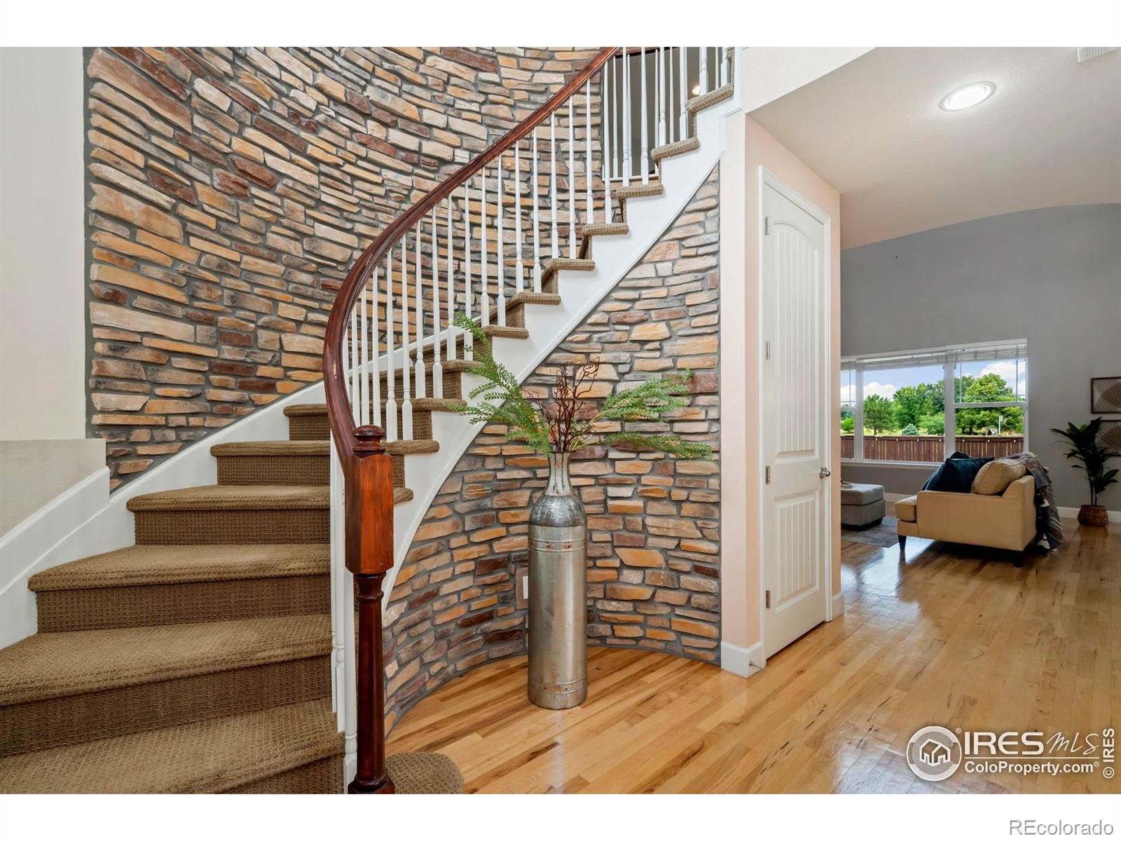 5609 Coppervein Street