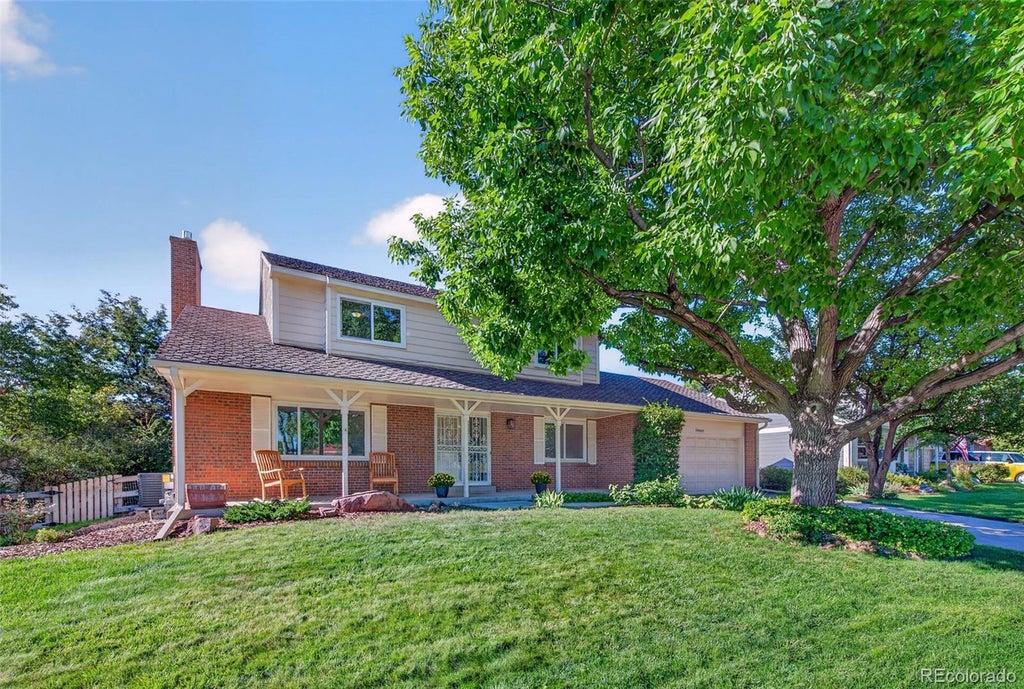 Photo of 10482 W Dakan Mountain, Littleton, CO 80127 (MLS # 5839062)