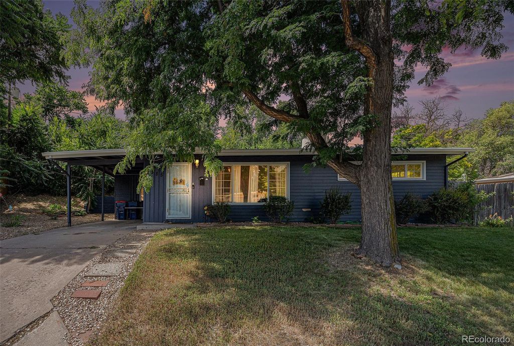 Photo of 4385 S Jason Street, Englewood, CO 80110 (MLS # 4427627)