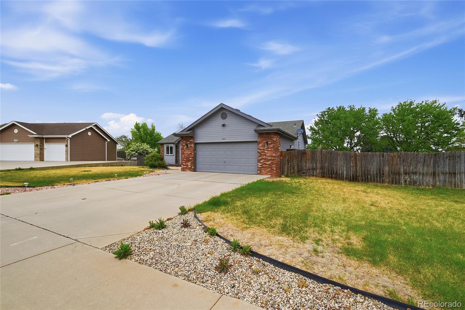859 N 7th Street