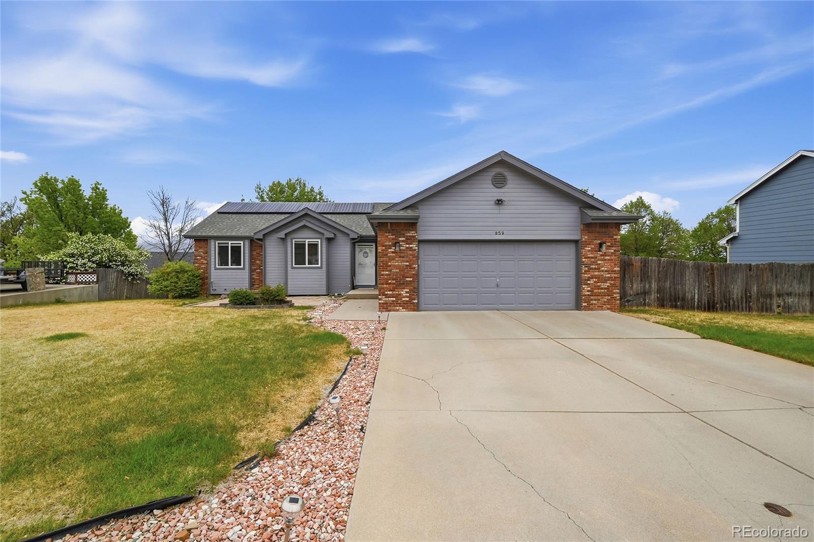 859 N 7th Street
