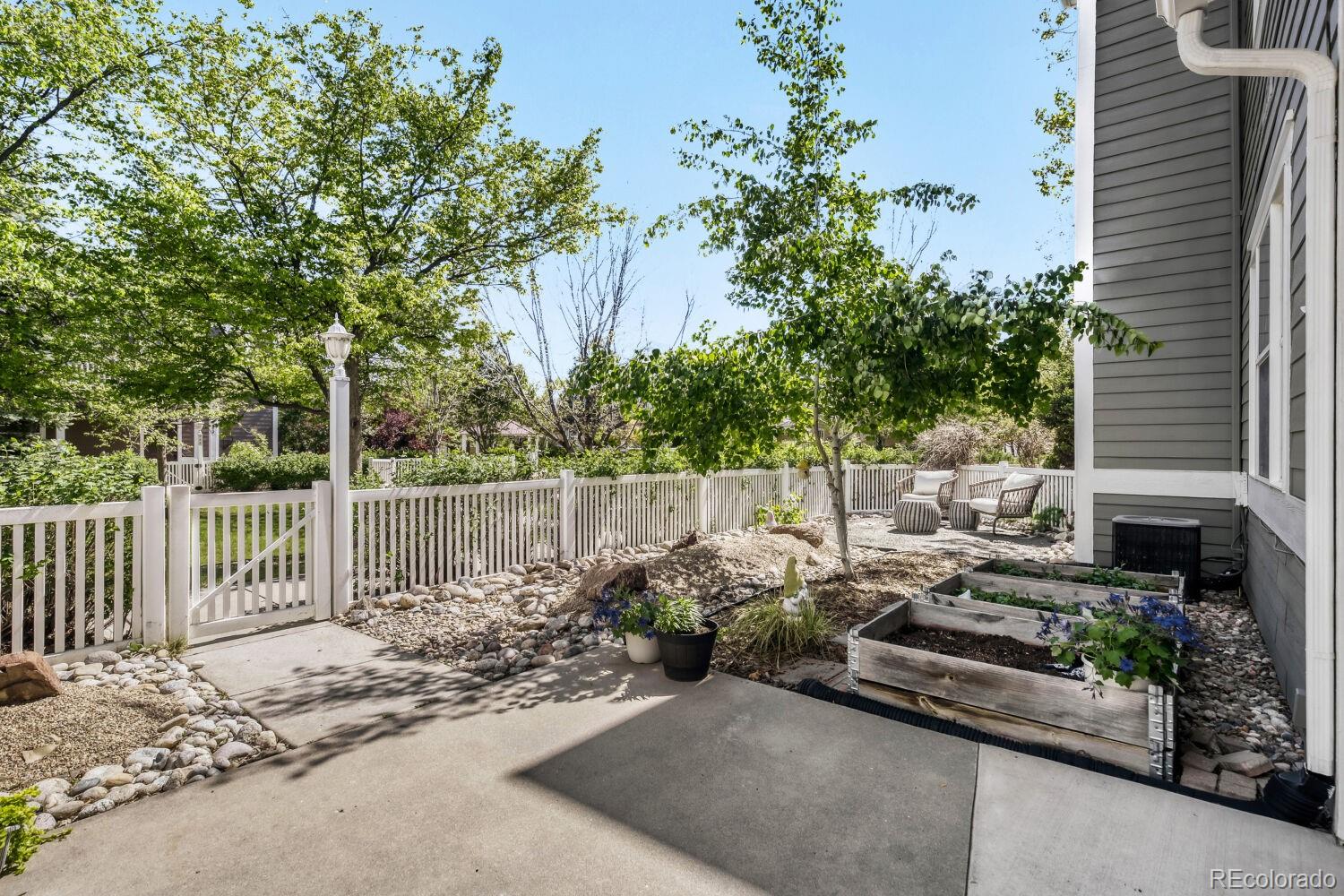 2131 Grays Peak Drive 101