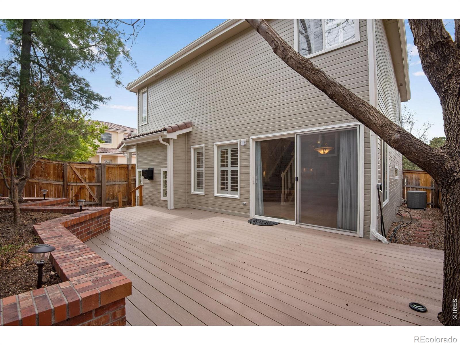 1431 Laurenwood Way