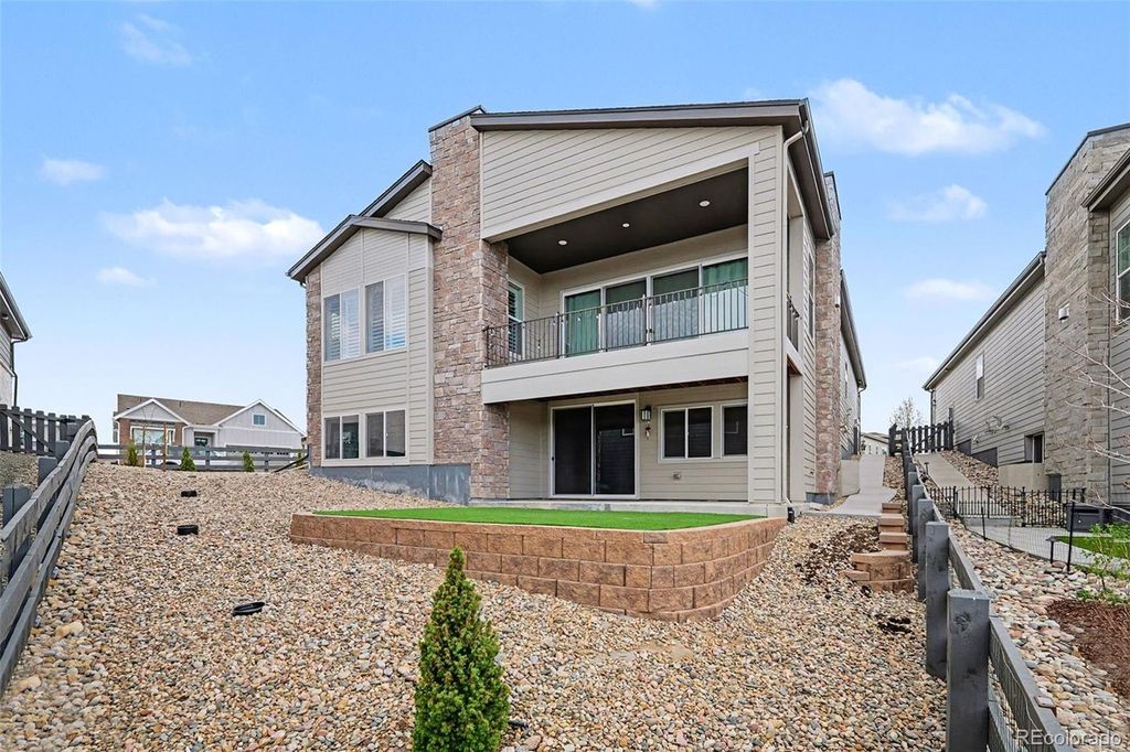 Photo of 7118 Canyonpoint Road, Castle Pines, CO 80108 (MLS # 8830918)