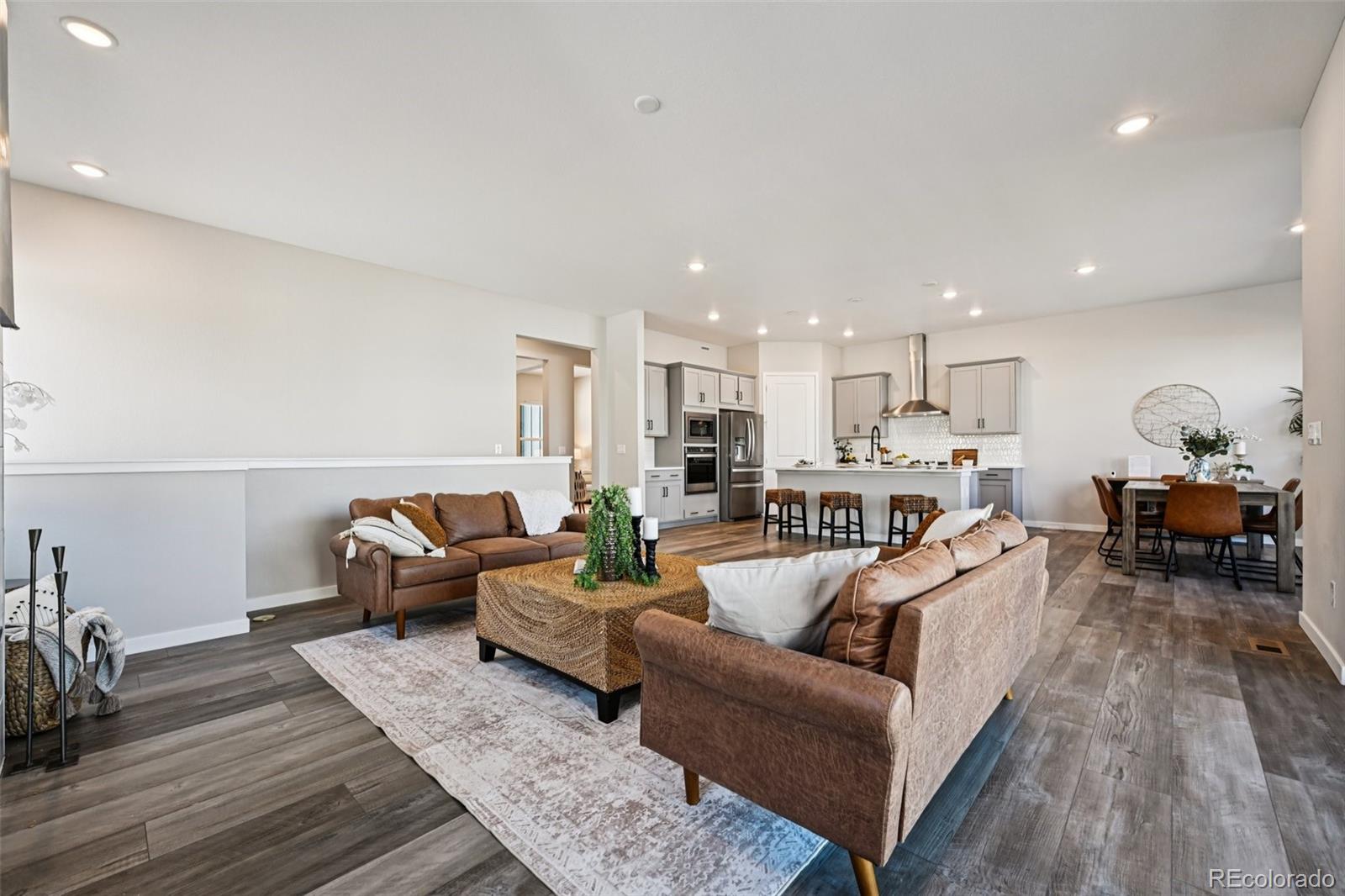 8735 S Quemoy Street