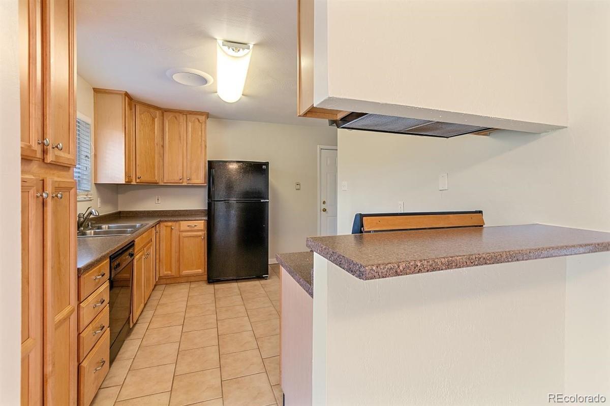 818 S Grape Street