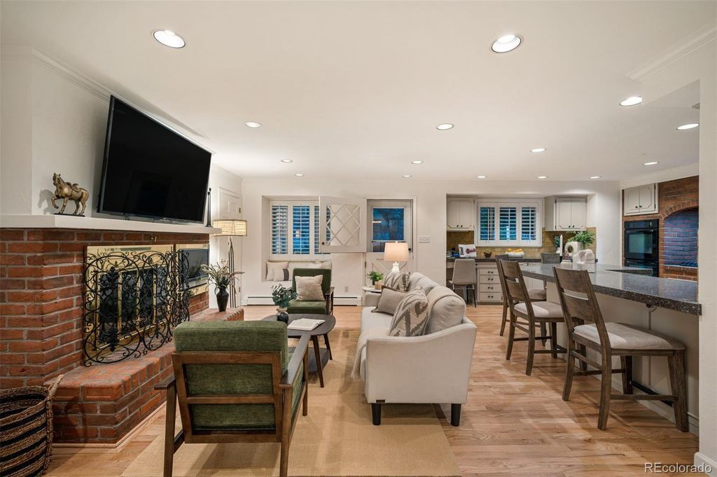 Photo of 11954 W Applewood Knolls Drive, Lakewood, CO 80215 (MLS # 3216091)