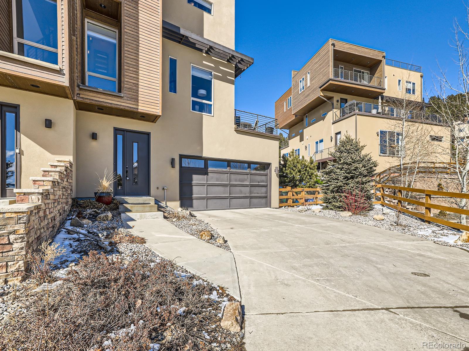 28665 Tepees Way