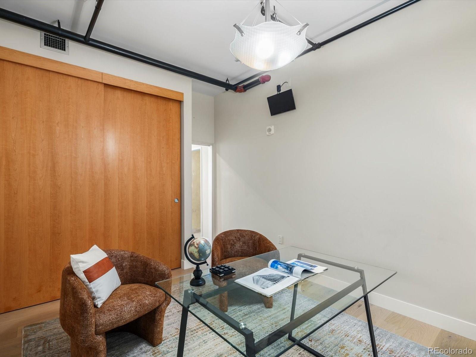 1401 Wewatta Street 1203