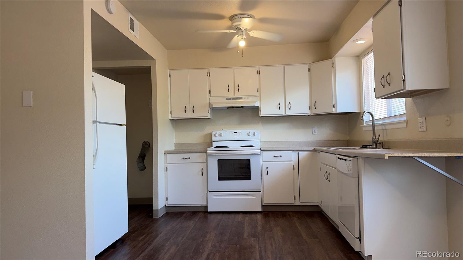 2 Alan Shepard Road 8