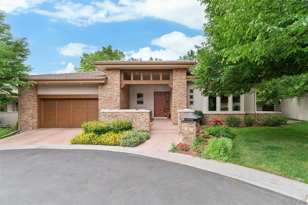 Photo of 6 Augusta Drive, Littleton, CO 80123 (MLS # 7611738)