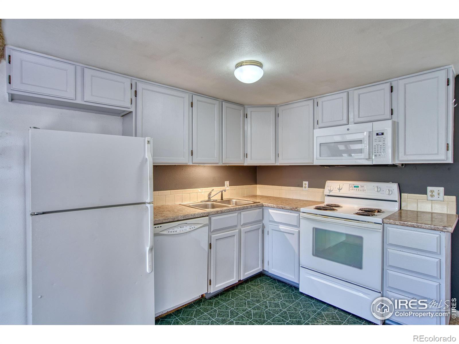 607 5th Street