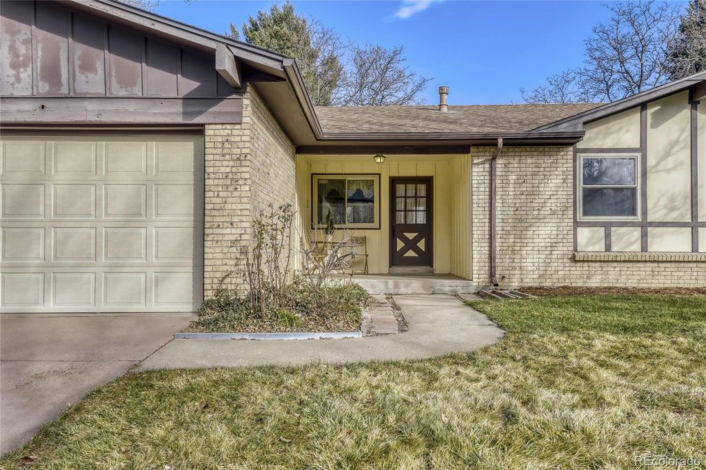 Photo of 2448 S Holland Court, Lakewood, CO 80227 (MLS # 5937385)