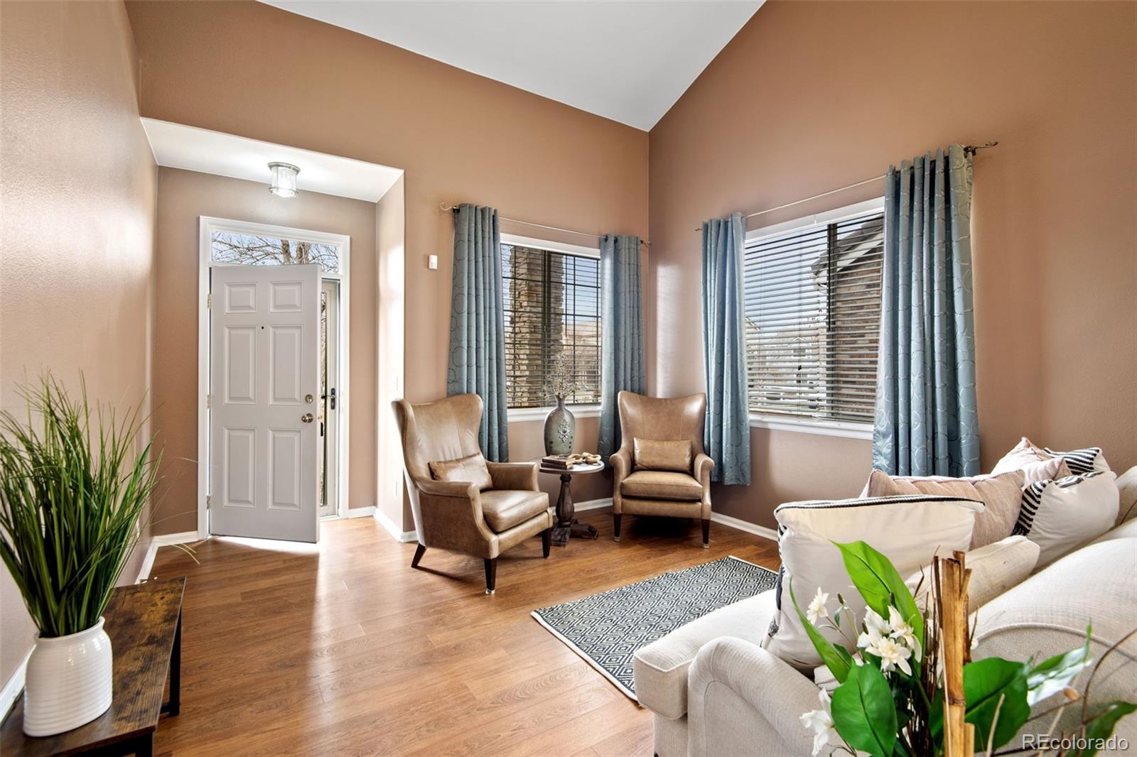 24792 E Wyoming Circle