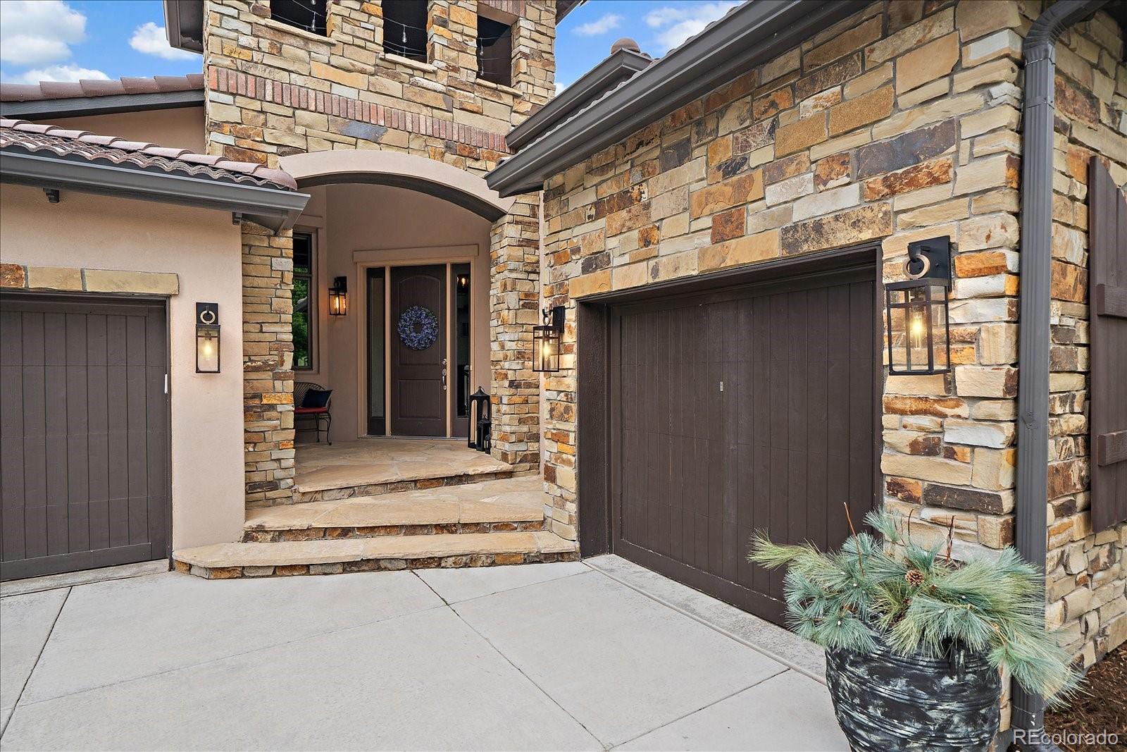 8000 Raphael Lane