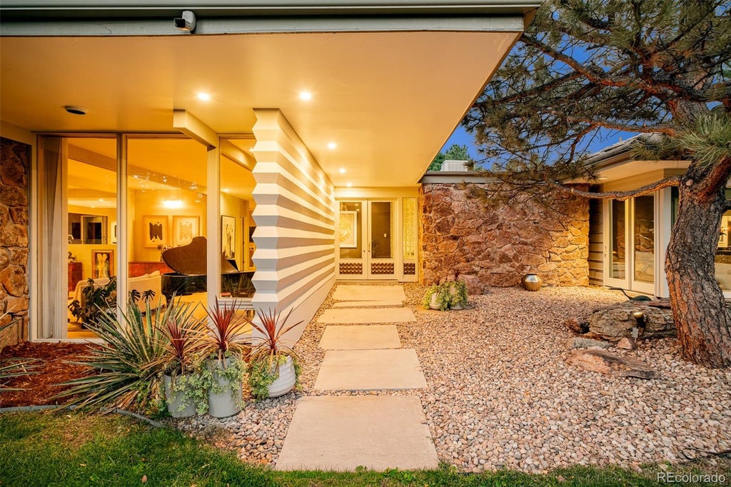 Photo of 4200 S Hudson Parkway, Cherry Hills Village, CO 80113 (MLS # 7519226)