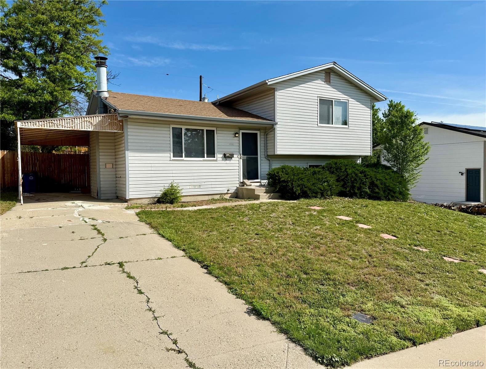 461 Elbert Way