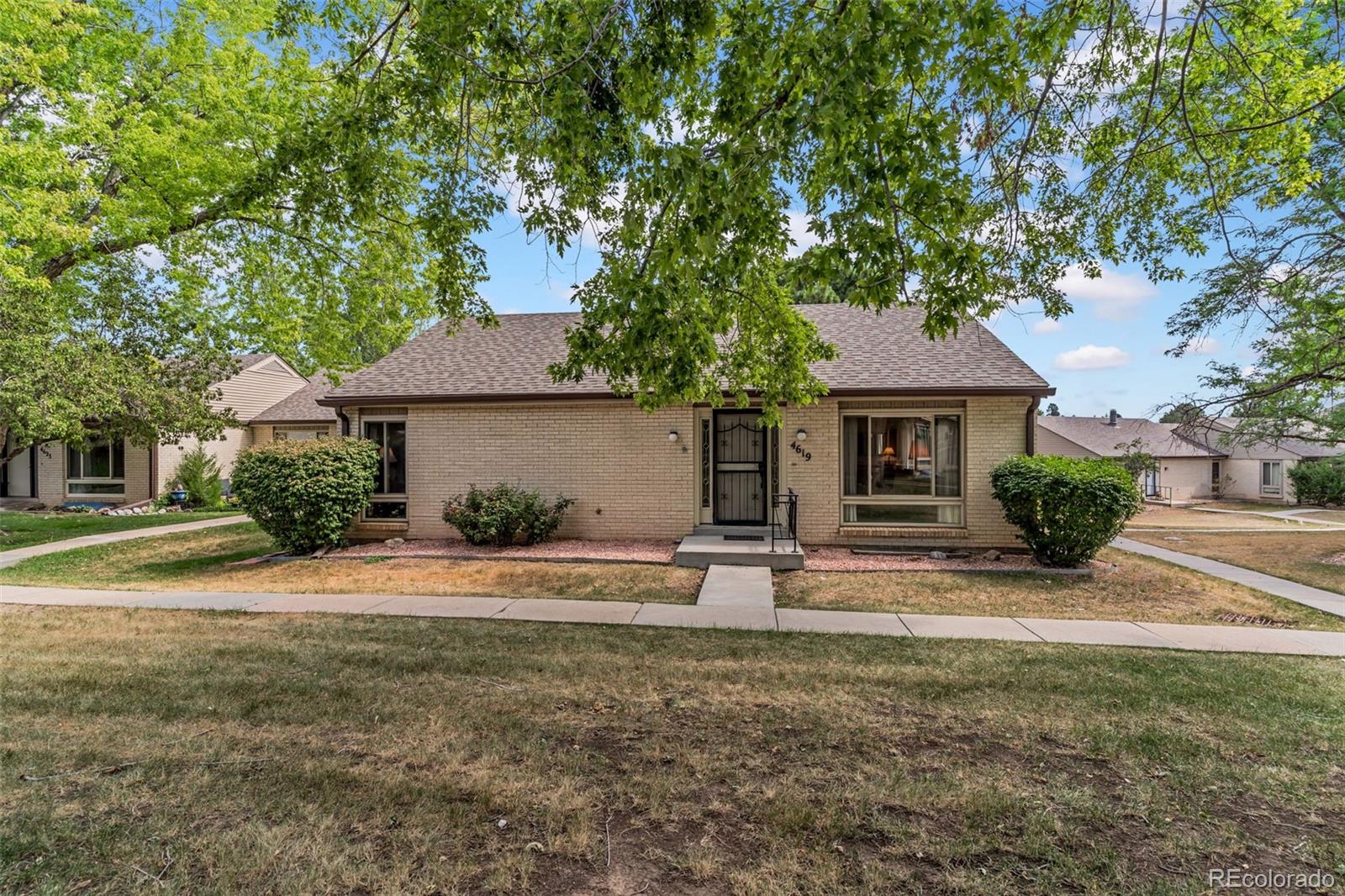 4619 W Ponds Circle