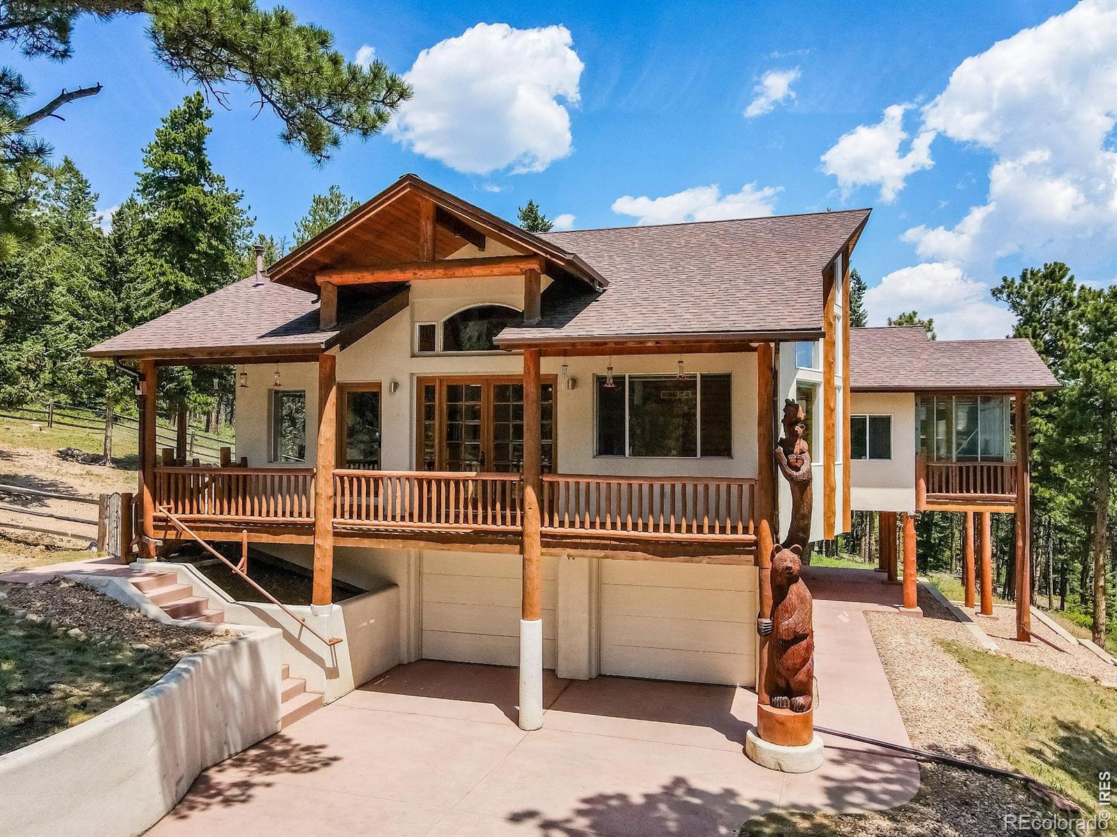 221 Rockledge Circle