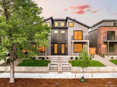 Photo of 2419 S Lafayette Street, Denver, CO 80210 (MLS # 2291023)