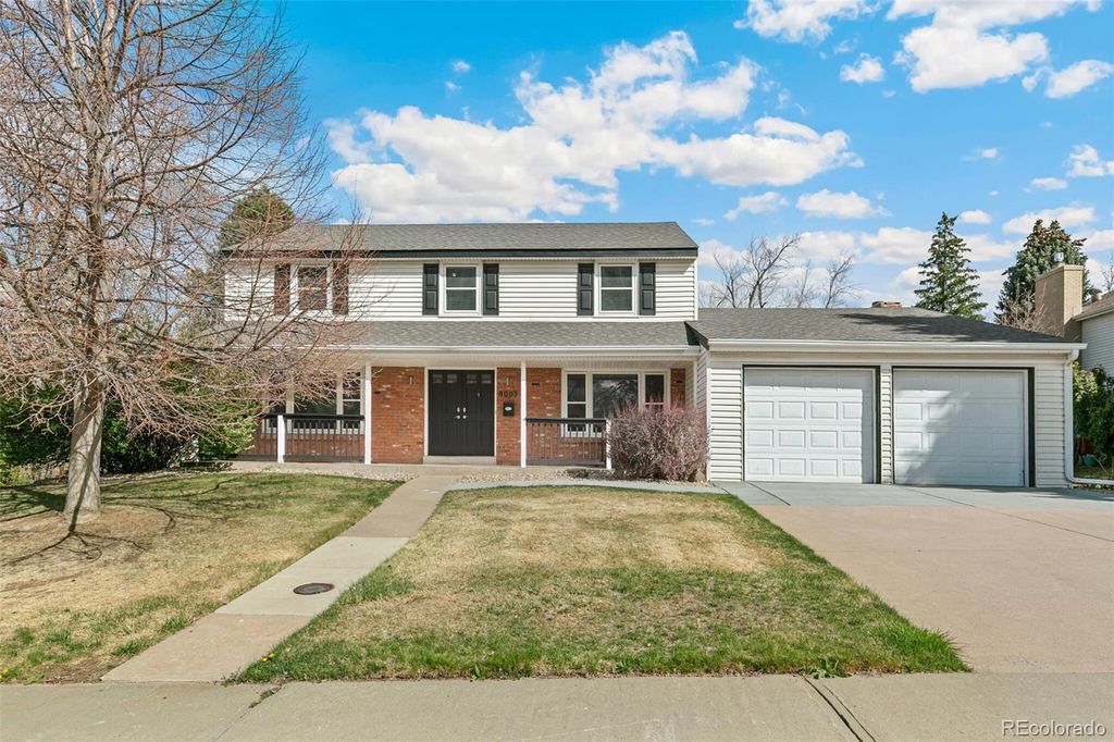 Photo of 8003 E Hinsdale Place, Centennial, CO 80112 (MLS # 5192913)