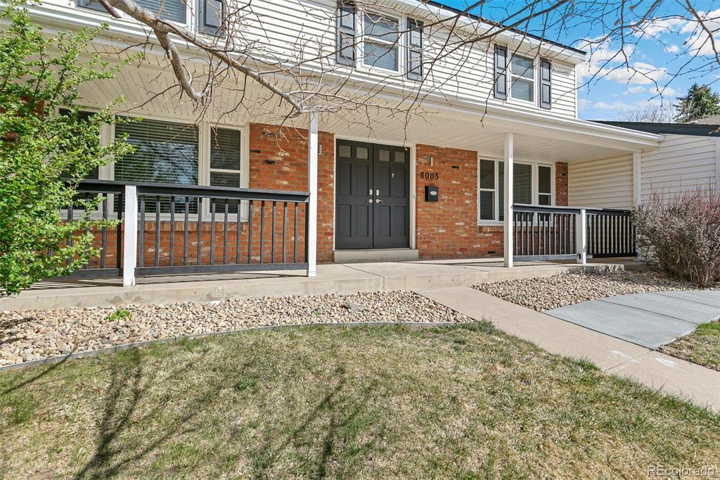 Photo of 8003 E Hinsdale Place, Centennial, CO 80112 (MLS # 5192913)
