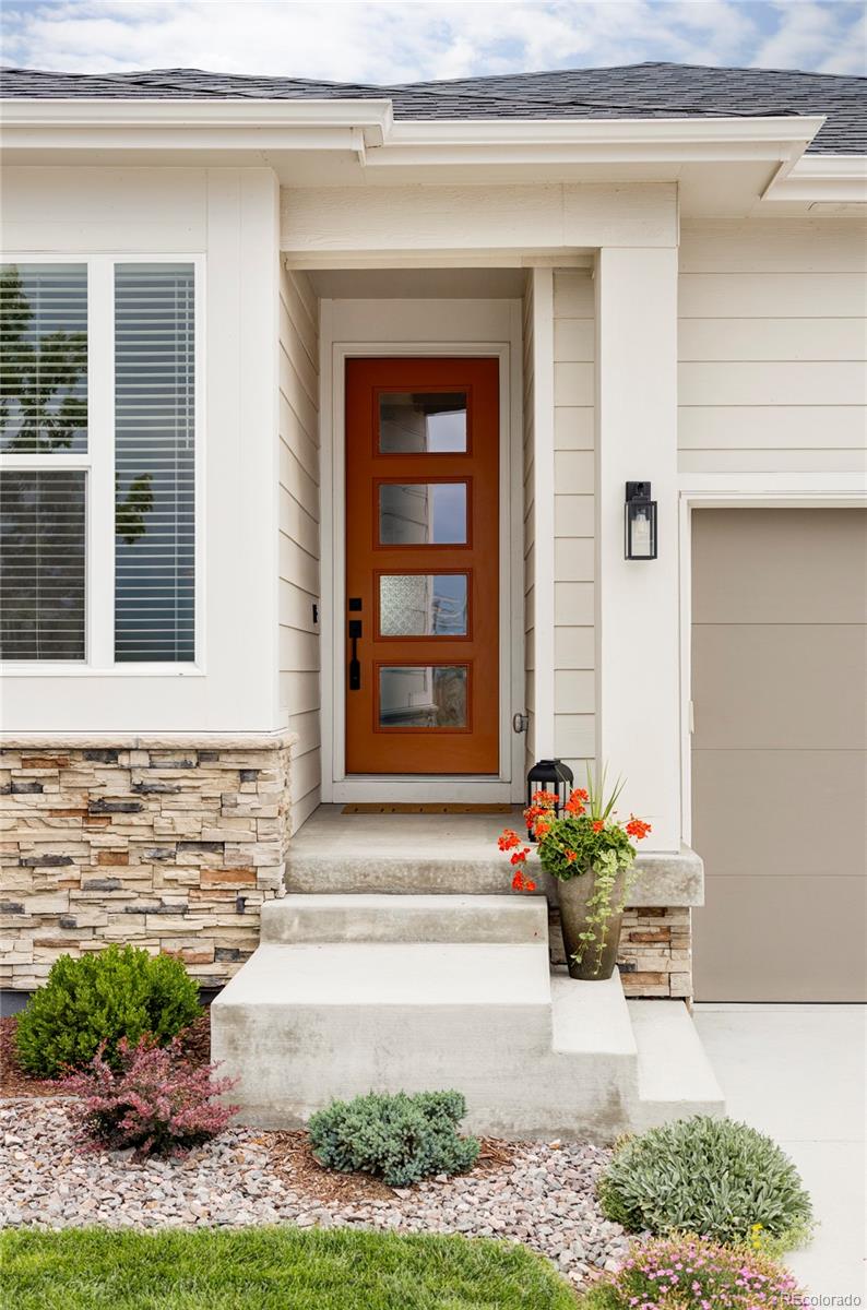 1576 Maggie Mae Lane