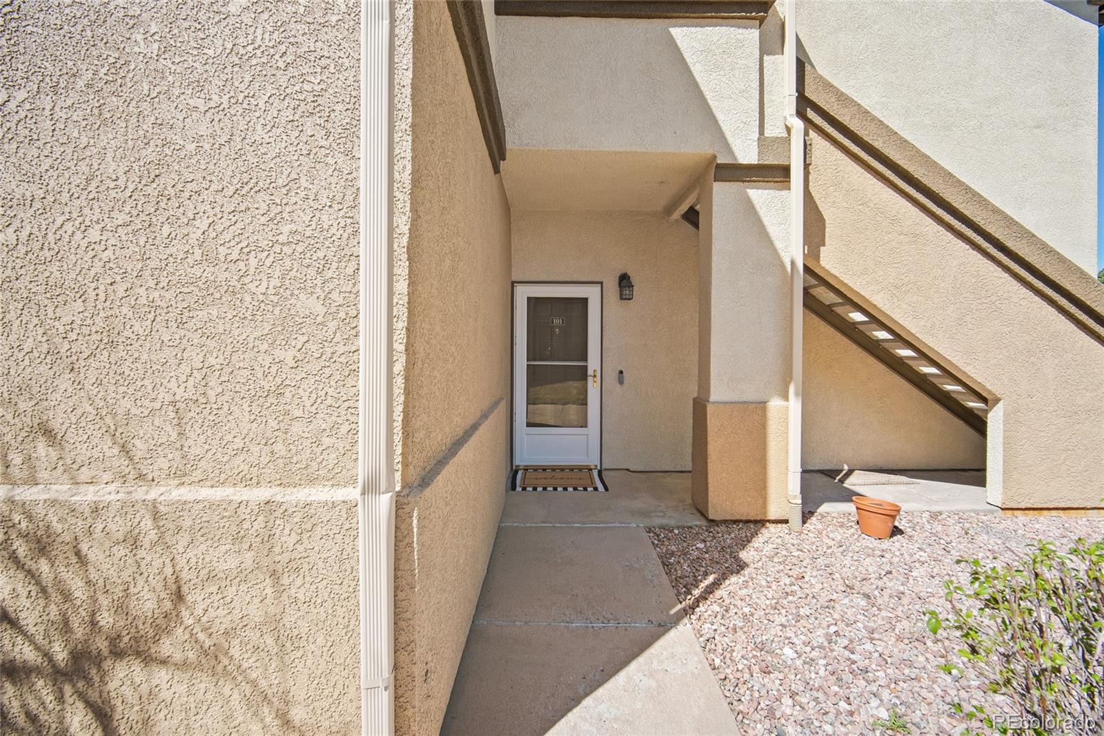 3780 Riviera Grove 101