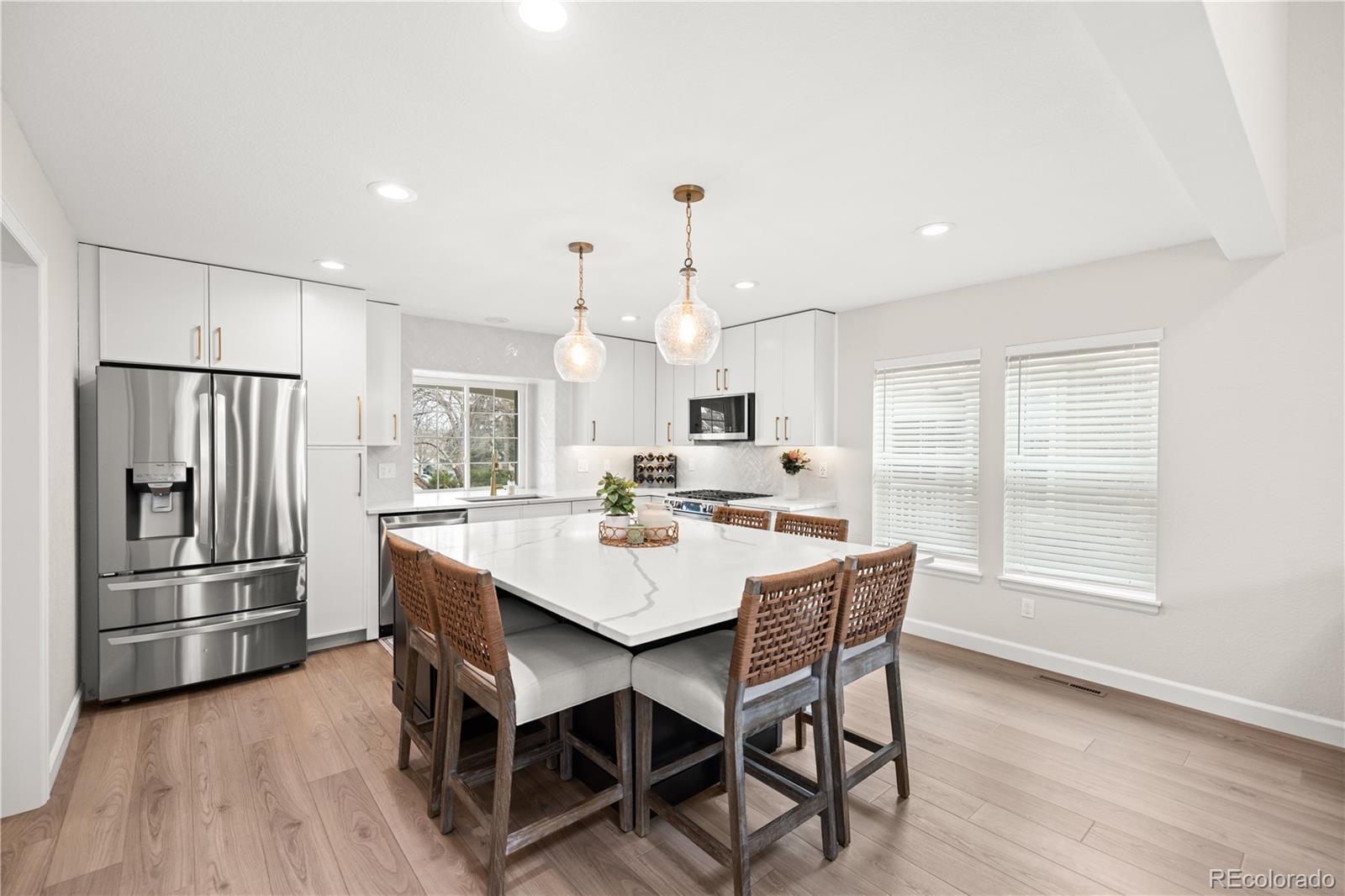 6060 E Hinsdale Court