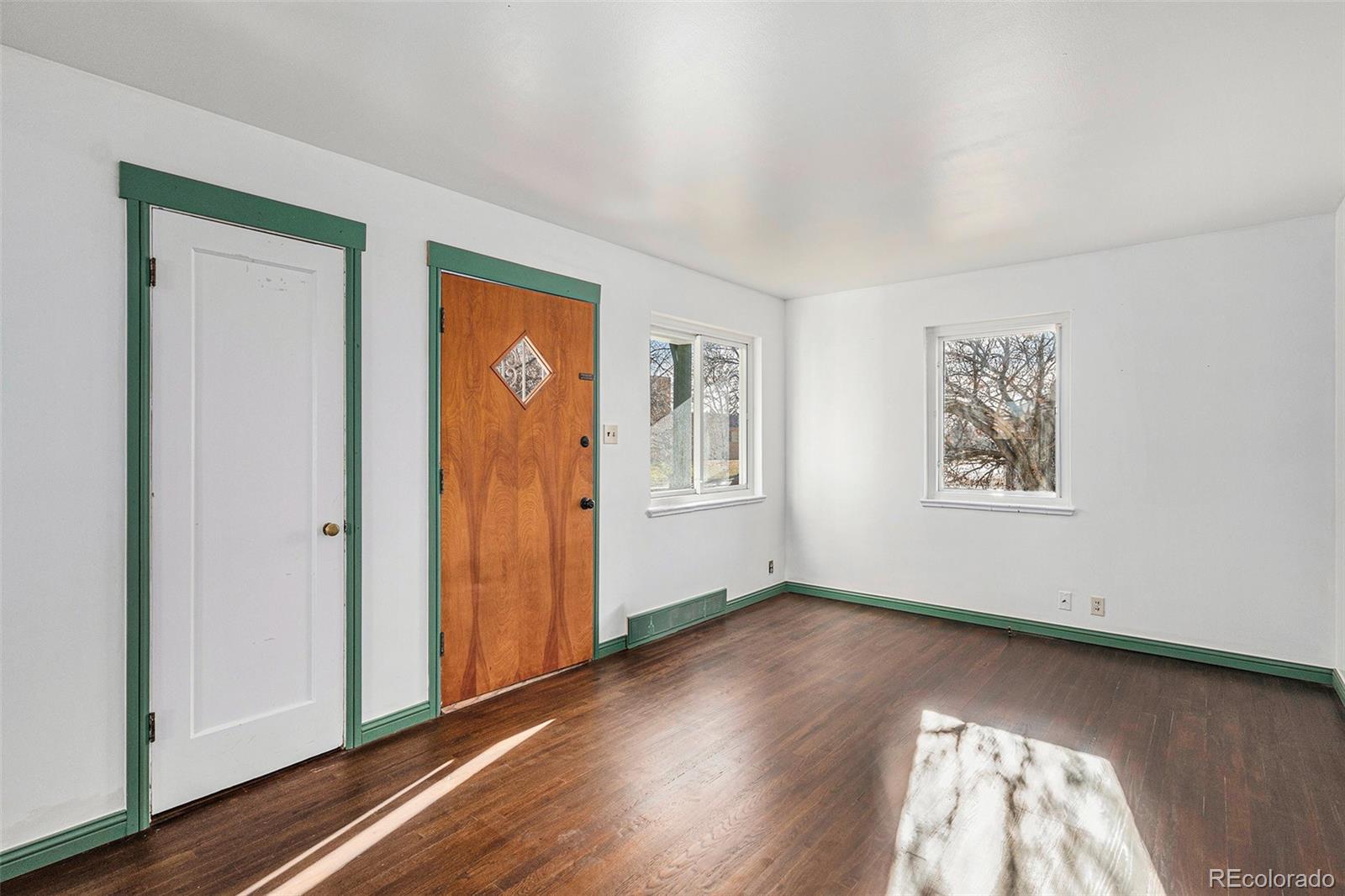 1825 S Vallejo Street