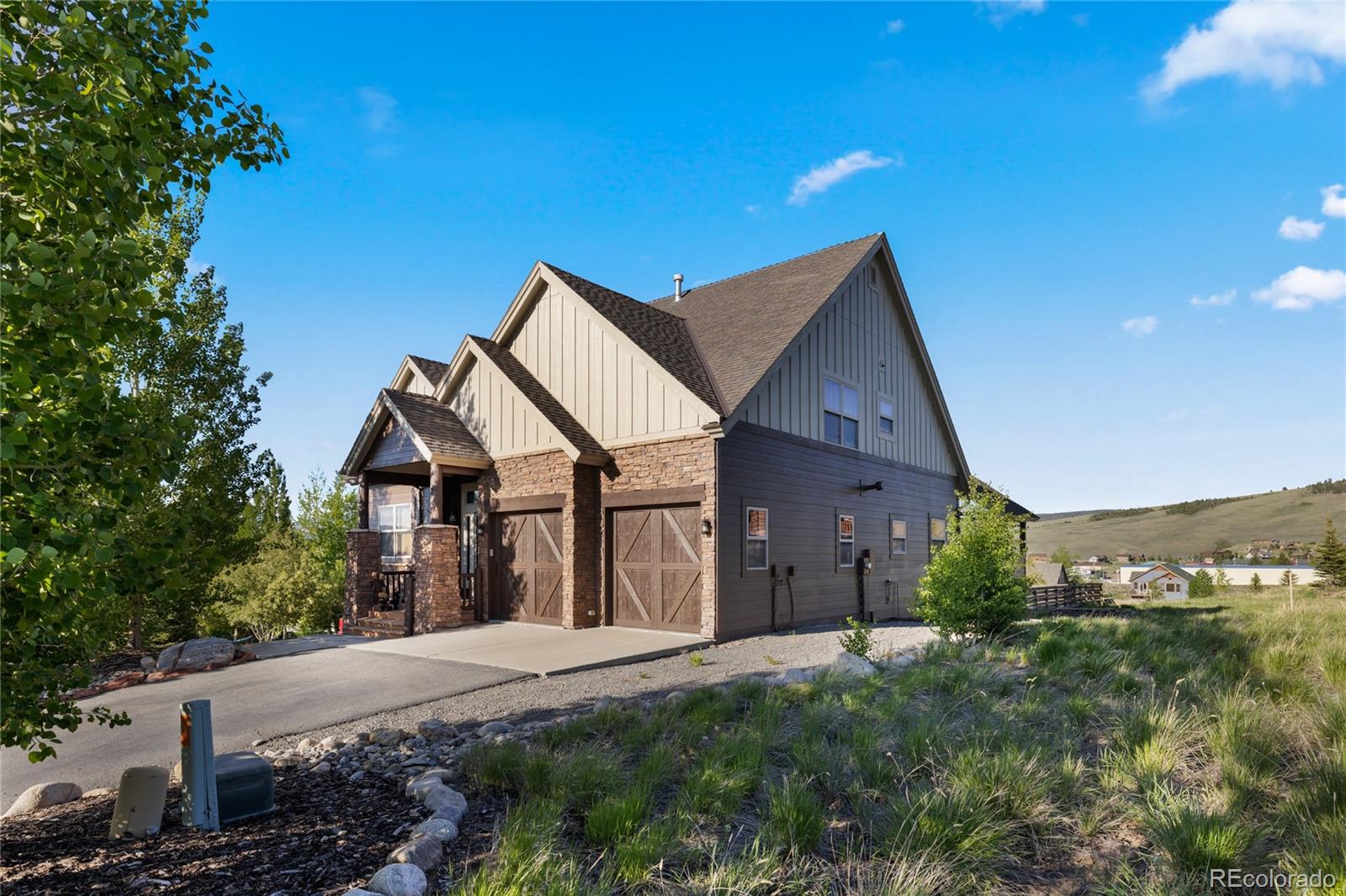 873 Saddle Ridge Circle