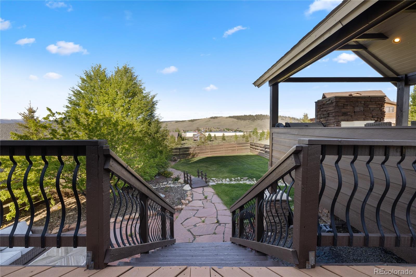 873 Saddle Ridge Circle