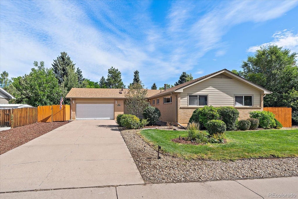 Photo of 1181 E Costilla Avenue, Littleton, CO 80122 (MLS # 6169904)