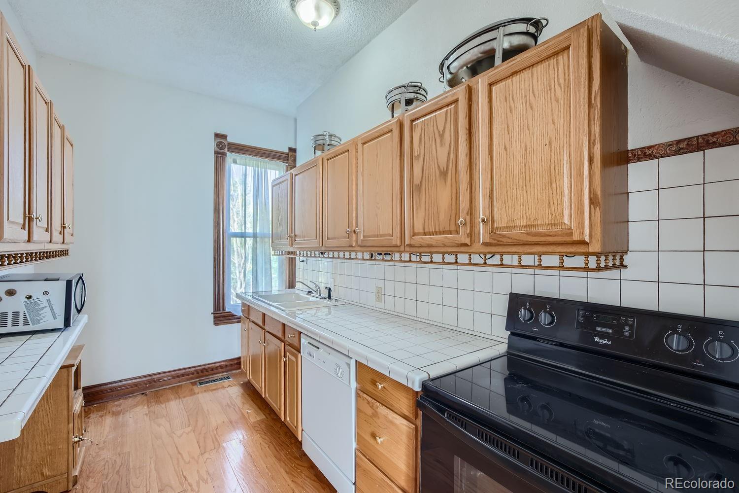 200 W Eaton Avenue