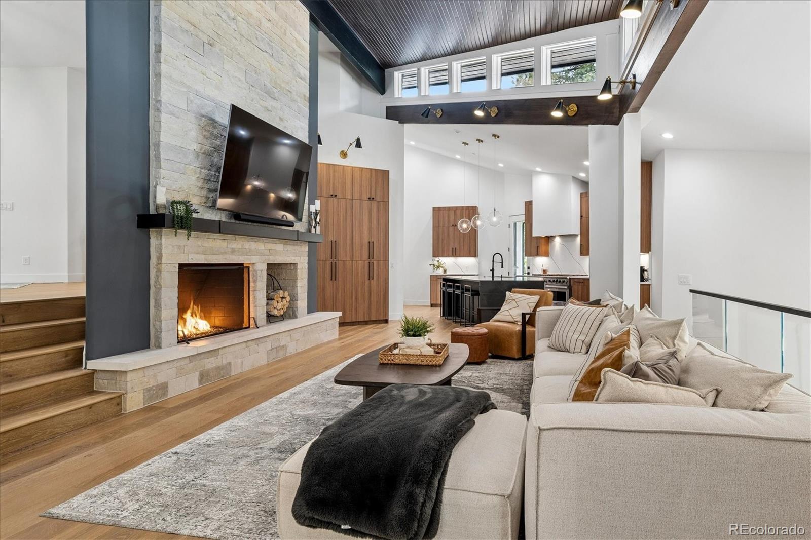 22 Borealis Way