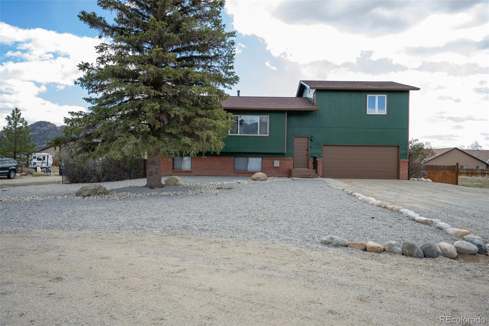 125 Raymond Lee Drive