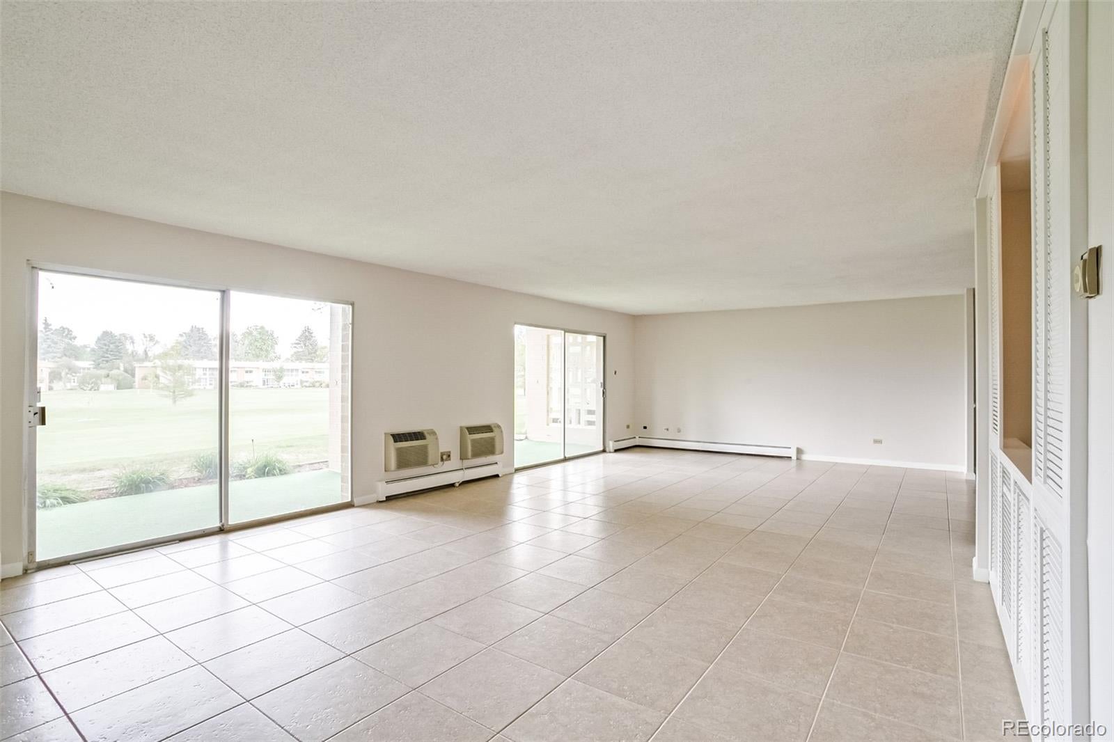 690 S Alton Way 6A