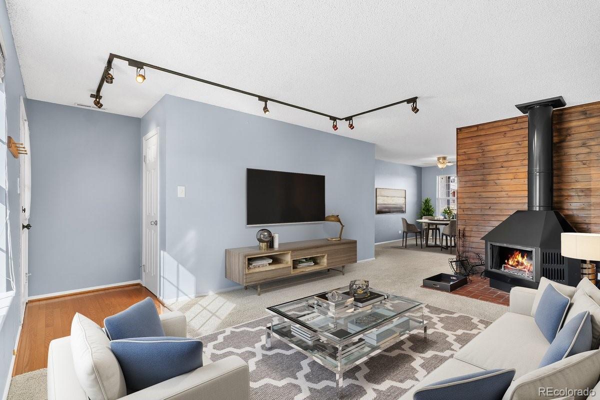 2301 E Fremont Avenue Y06