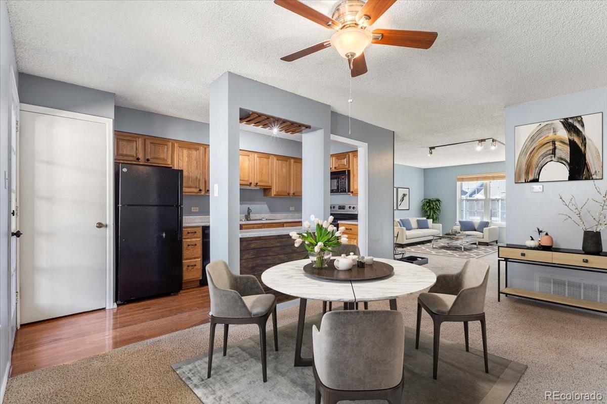 2301 E Fremont Avenue Y06