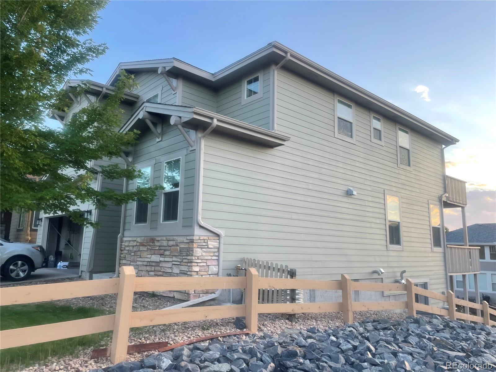 10475 Applebrook Circle