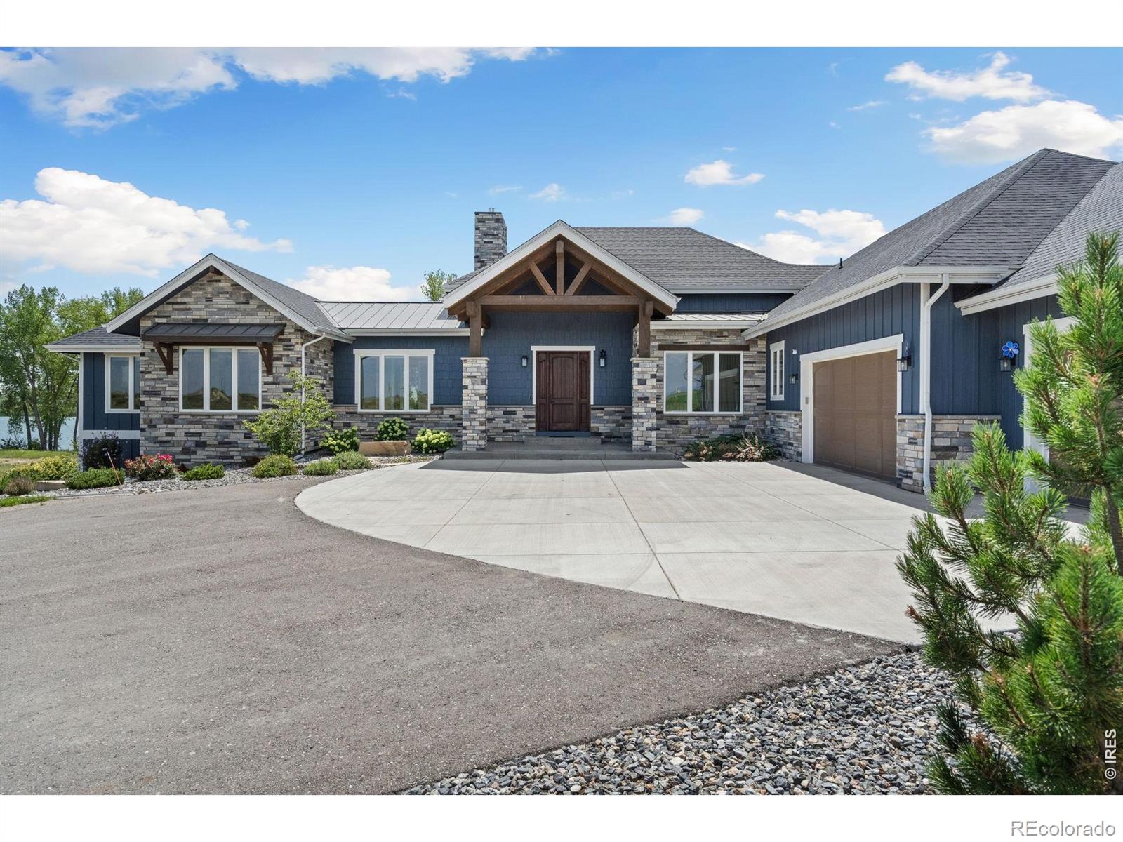 3324 Fox Crossing Place