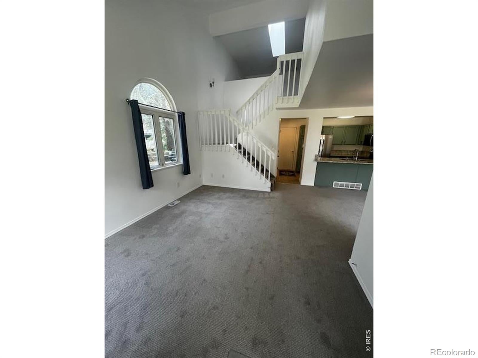 2142 Meadow Court