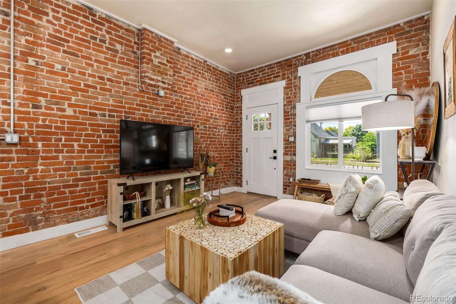 3543 N Williams Street