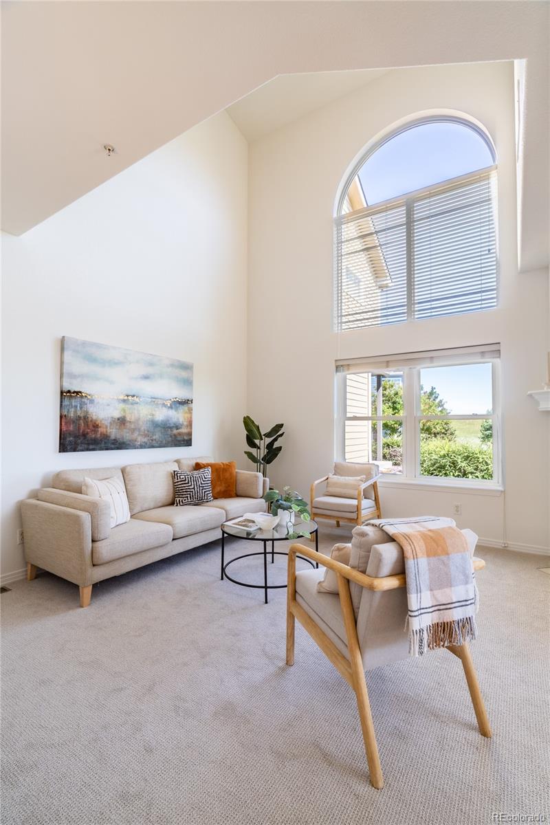 211 Rockview Drive