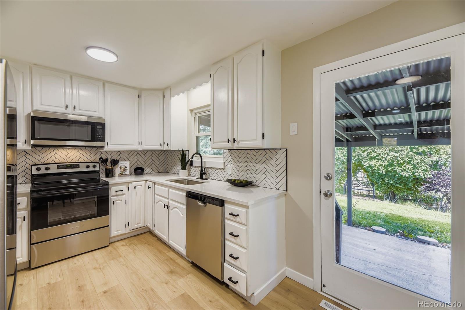 414 S Worchester Way, Aurora, CO, 80012 9 414 S Worchester Way