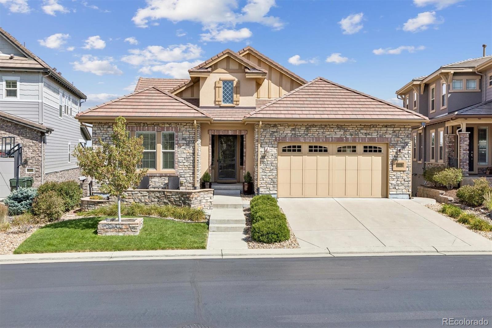 10662 Skydance Drive in Backcountry, Highlands Ranch CO