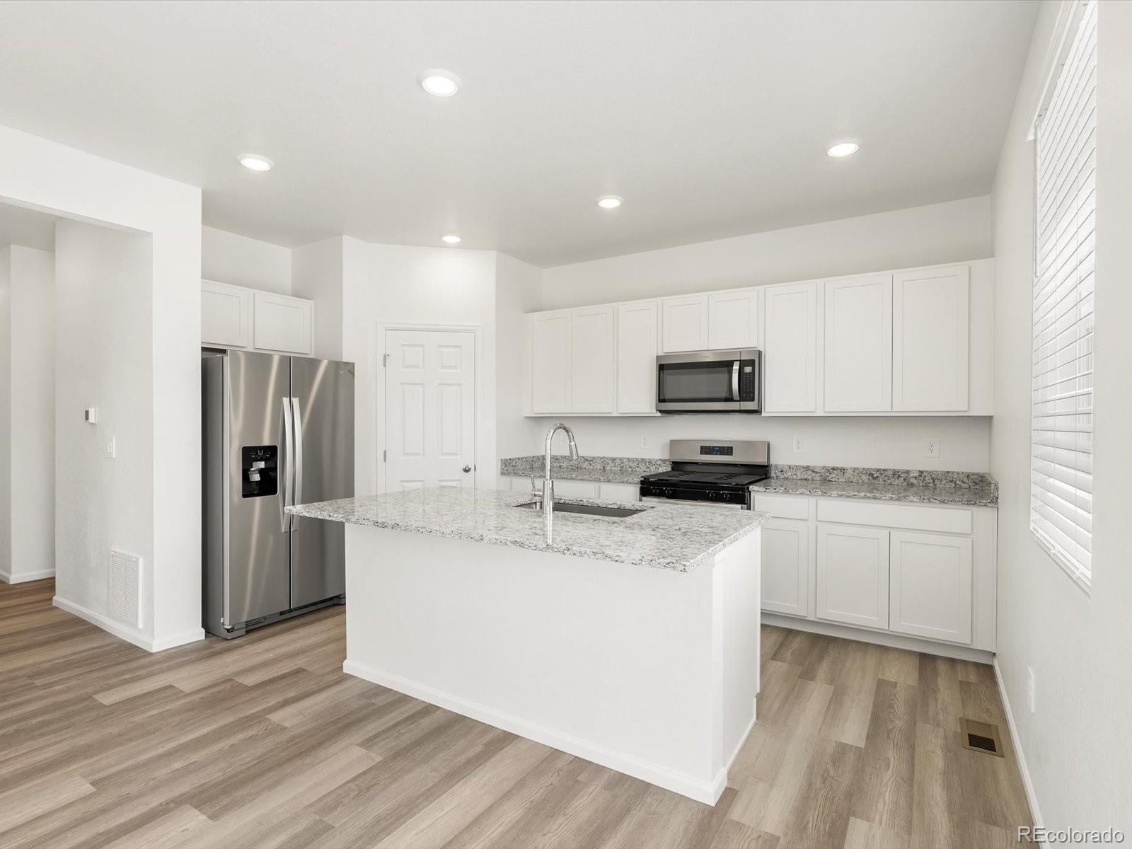 4694 Sugarcane Street